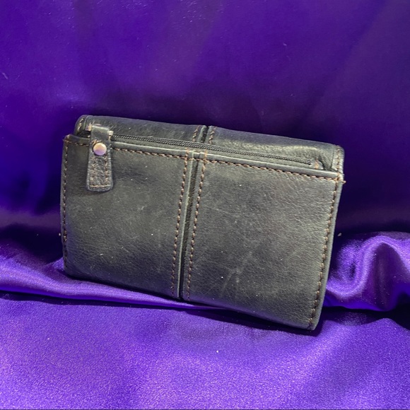 📌Vintage like New Fossil Key Cow Hide Leather Tri-fold Wallet, 16 Card Slots - Picture 2 of 13